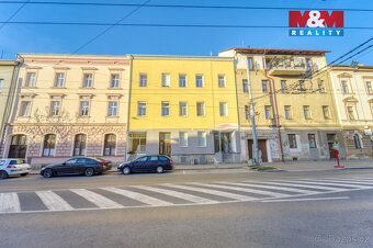 Nabízíme k pronájmu moderní byt o dispozici 1+kk a celkové v