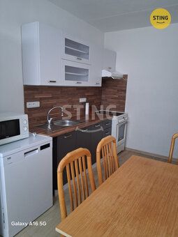 Nabízíme k prodeji pěkný a slunný byt o dispozici 3+1 v osob