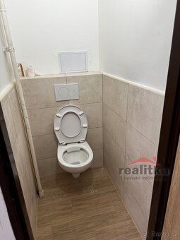 Nabízíme k pronájmu prostorný a čerstvě zrekonstruovaný byt 