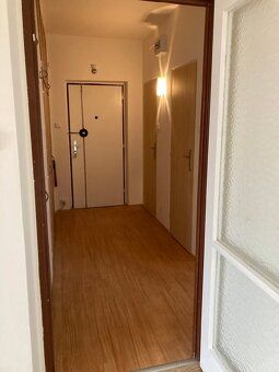 Nabízíme k dlouhodobému pronájmu velmi pěkný byt 3+1 (70m2).
