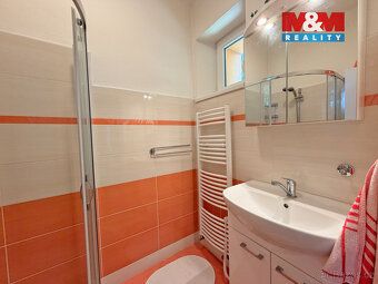 Nabízíme Vám k prodeji rodinný dům o dispozici 4+1 v klidné 
