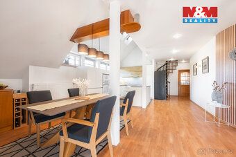 Prodej nadstandartního mezonetového bytu 4+kk s rozlohou 180