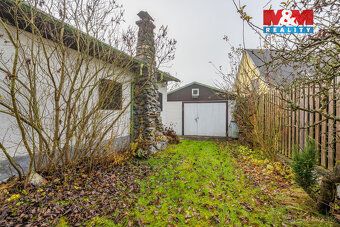 Nabízím k prodeji pozemek o celkové výměře 692 m² v oblíbené