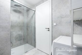 K dlouhodobému podnájmu nabízíme moderní byt 1+kk v klidné č