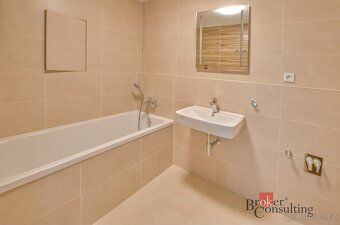 Pronájem, byty/2+kk, 56.11 m2, Měděná 3061/4, Jižní Předměst