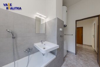 Nabízíme k prodeji unikátní investiční nemovitost v samotném