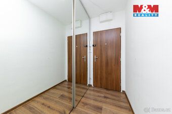 Hledáte prostorný byt po kompletní rekonstrukci, do kterého 