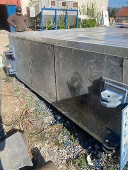 Nabízím půdu 2386m2 k prodeji,nebo k pronájmu(dlhodobo-trval