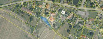 Nabízíme k prodeji pozemek o výměře 552 m2 v obci Lhotice - 