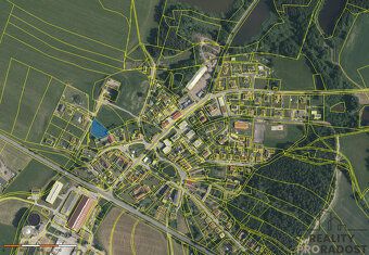 Hledáte stavební pozemek na dosah Jindřichova Hradce a navíc