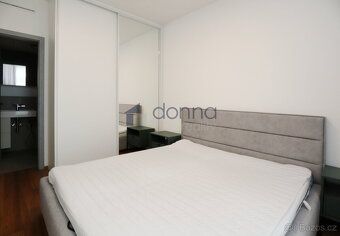 Nabízíme pronájem krásného bytu 3+kk/T, 105m2, v přízemí nov