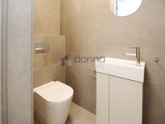 Nabízíme pronájem krásného bytu 3+kk/T, 105m2, v přízemí nov