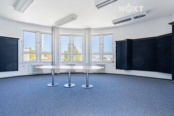 Nabízíme k pronájmu jednotlivé prostory v uceleném areálu – 
