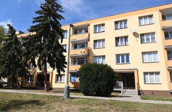 Nabízíme k pronájmu byt o dispozici 3+1 s balkonem a výměře 