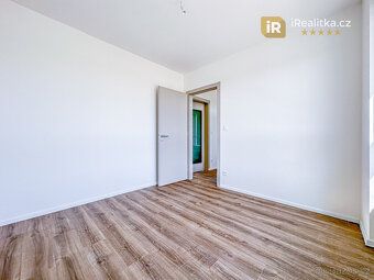 Pronájem zcela nového bytu 2+kk s balkonem (navíc s možností