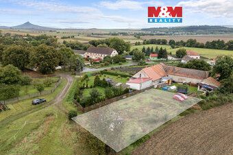 V katastrálním území Želkovice u Loun, okres Louny, nabízím 