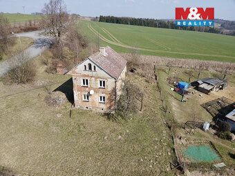 Nabízíme k prodeji rodinný dům v klidné části obce Javoří – 