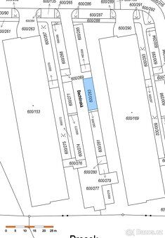 Nabízím k pronájmu parkovací místo o velikosti 13 m² v tiché