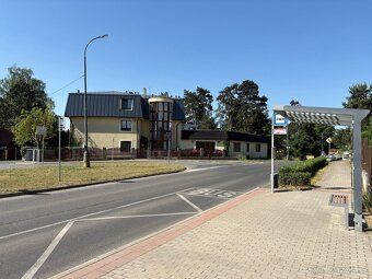 Nabízíme k prodeji hezký, slunný byt 2+kk 61 m² se zimní zah