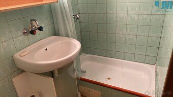 Ev.č. 01084 Nabízíme k dlouhodobému pronájmu prakticky řešen