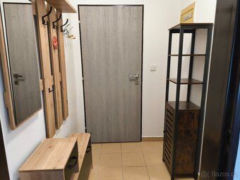 Pronájmu nový byt 1+kk 25m2 budova prošla rekonstrukcí, stěn