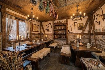 Prodej kompletně vybavené prosperující restaurace v centru o