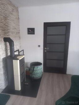 Nabízím dlouhodobý pronajmu bytu 2+1 65m2 s balkonem cca 5m2