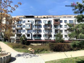 Nabízíme k prodeji byt s balkonem dispozici 1kk 26,7 m² + 2,