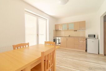 Exkluzivně nabízíme k prodeji apartmánový dům s pozemkem 320