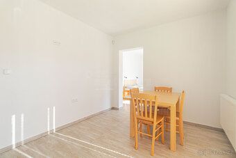 Exkluzivně nabízíme k prodeji apartmánový dům s pozemkem 320