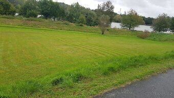 Prodej pozemku o výměře 1496 m2 v katastru obce Bělotín. Jed