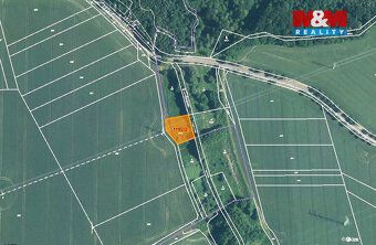 Prodej pozemku o výměře 1496 m2 v katastru obce Bělotín. Jed