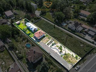 Nabízíme k prodeji menší rodinný dům v obci Mukařov, část ob