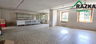 V exkluzivním zastoupení Vám nabízím k prodeji řadový, částe