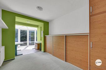 Nabízíme prodej prostor o celkové výměře cca 1.300 m2 na poz