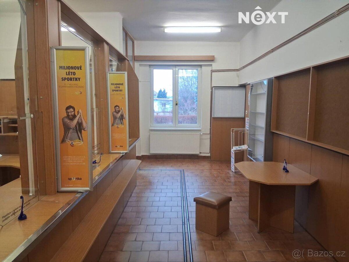 Pronájem obchodního prostoru / kanceláří 80 m² – Pražská tří