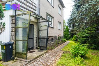 Nabízíme k prodeji prostorný rodinný dům o užitné ploše 218 