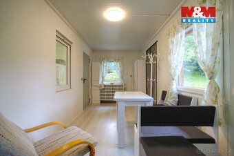 Nabízíme k prodeji slunný stavební pozemek o výměře 1089 m²,