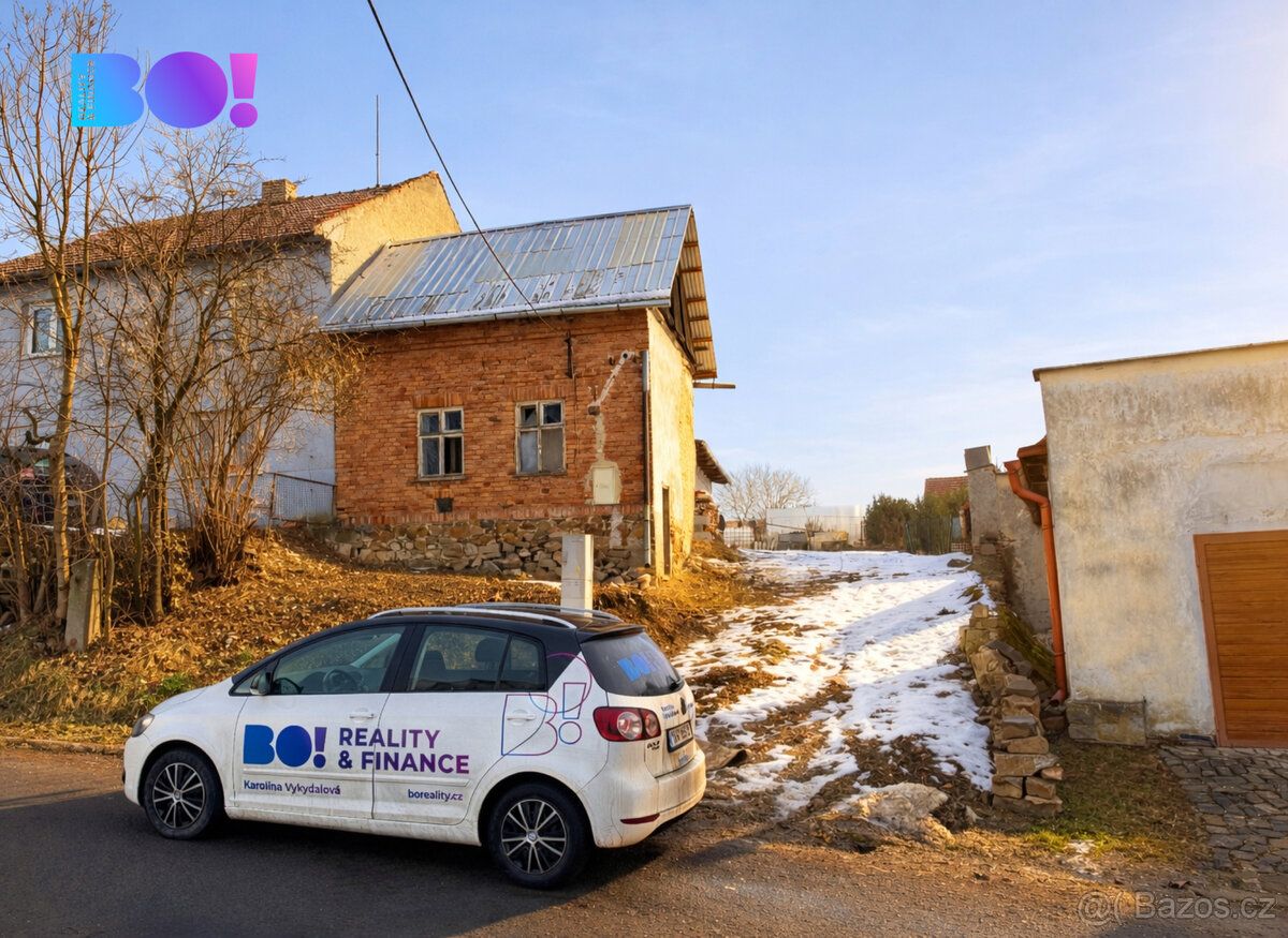 Nabízíme k prodeji rodinný dům v obci Soběchleby, včetně při
