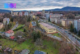Nabízíme Vám k pronájmu nadstandardně prostorný byt o dispoz