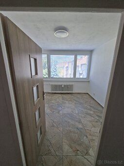 Pronájem bytu 3+1 s balkonem – Česká Lípa (ul. Kozákova)
Nab