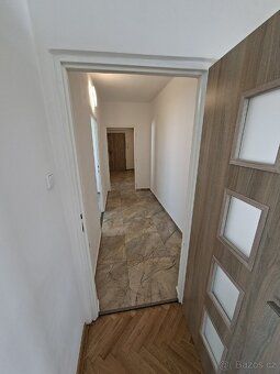Pronájem bytu 3+1 s balkonem – Česká Lípa (ul. Kozákova)
Nab