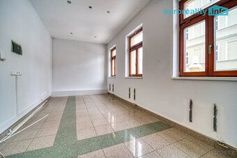 Prodej výjimečného bytu o výměře 301 m² v historickém centru