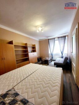 Ev.č. EK-8146 Nabízíme k pronájmu velmi pěkný a plně vybaven