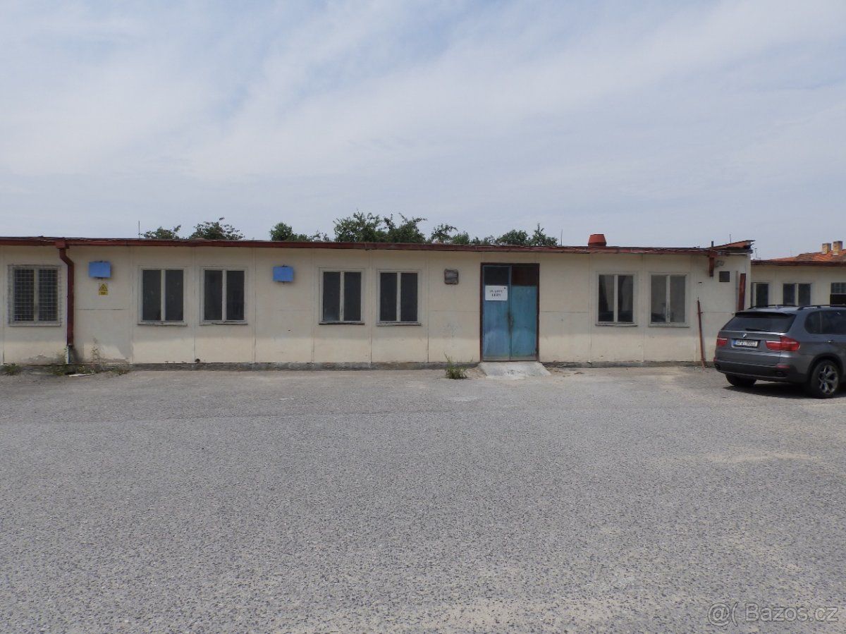 Pronajmu budovu vhodnou na sklad, nebo výrobu v centru města