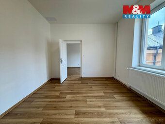 Nabízíme k pronájmu nově zrekonstruovaný byt 4+1 o velikosti