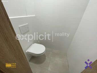 Ev.č. 02704 ID 02704 Nabízíme Vám k pronájmu nádherný, prosl