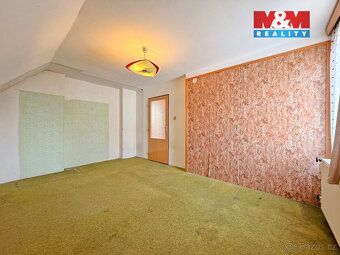 Nabízíme Vám k prodeji rodinný dům o dispozici 5+1 v obci Je