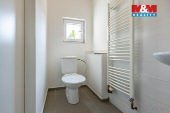 Prodej rodinného domu 4+kk, 127 m², Louny – garáž, dvougener