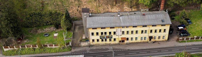 Prodáme obchodní / výrobní prostor v našem domě u hlavní sil